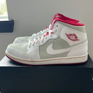 Air Jordan 1 Mid WB ‘Hare’ (2015) 14